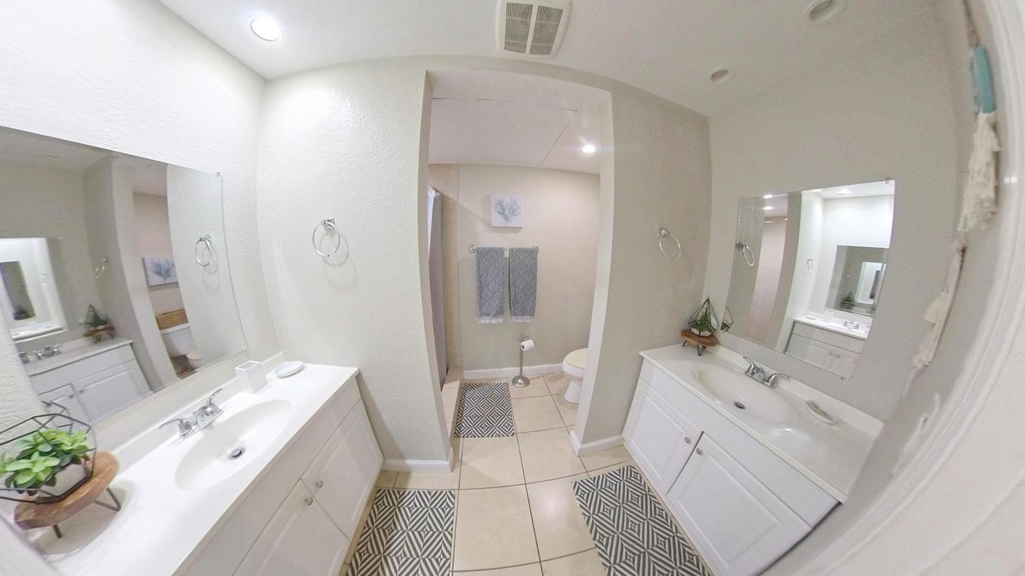 Naples Park Oasis - Cozy Two Bedroom Apartment Exterior photo